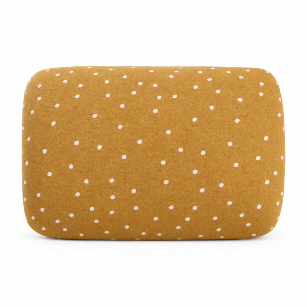 The Nursing Arm Pillow That Does the Holding For You